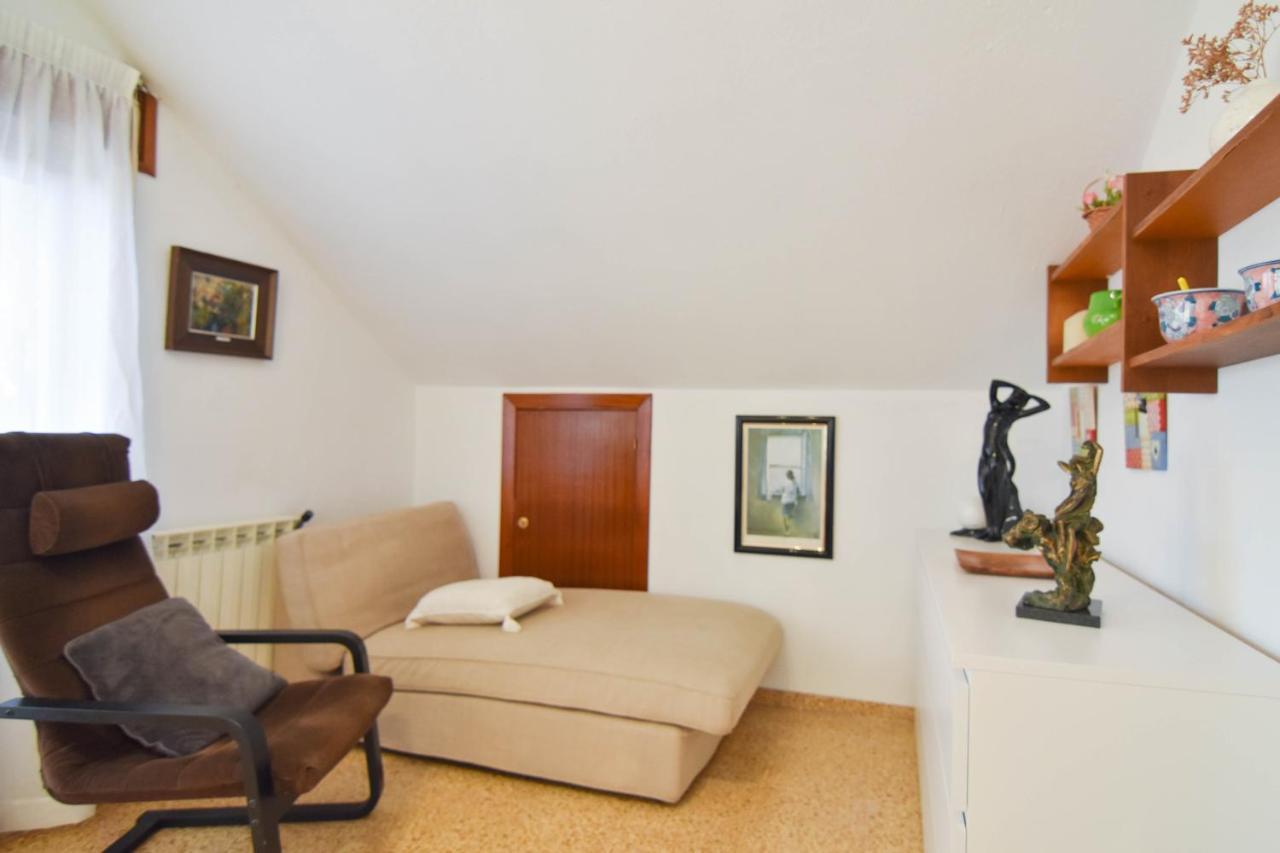 Amplio Y Comodo Chalet En Ajo Con Preciosas Vistas Exterior foto